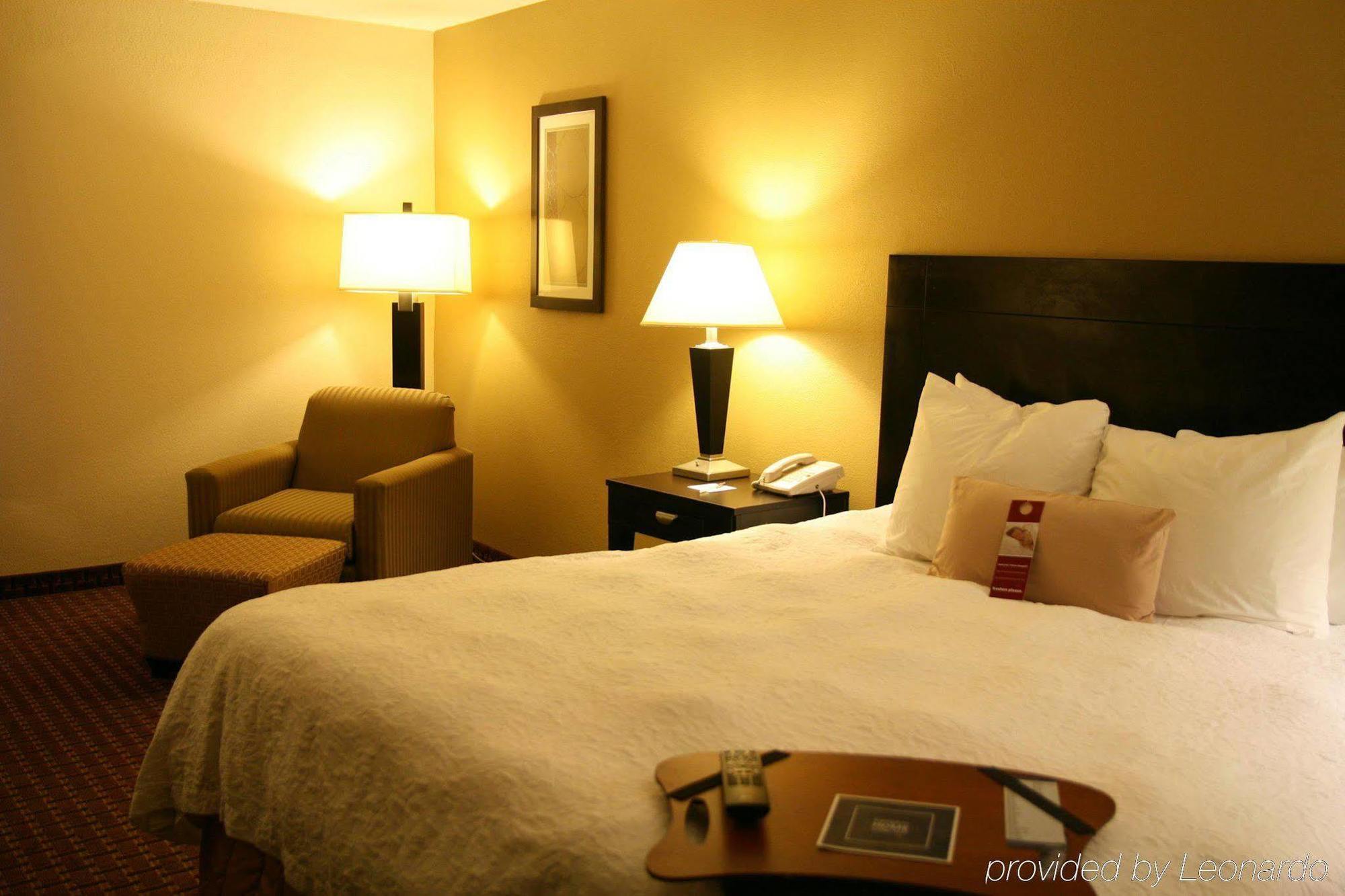 Hampton Inn Biloxi-Ocean Springs חדר תמונה